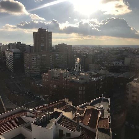 Nirvana Hotell Madrid Exteriör bild